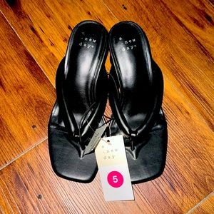 Target’s A New Day Heeled Sandal - Size 5 in Black